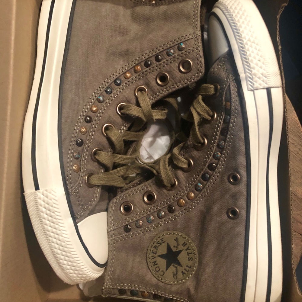NEW Converse chuck taylor All Star eyerow cutout